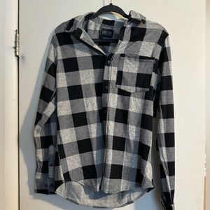 NWT Valor Collective Plaid Long Sleeve Flannel Button Down Shirt, size S